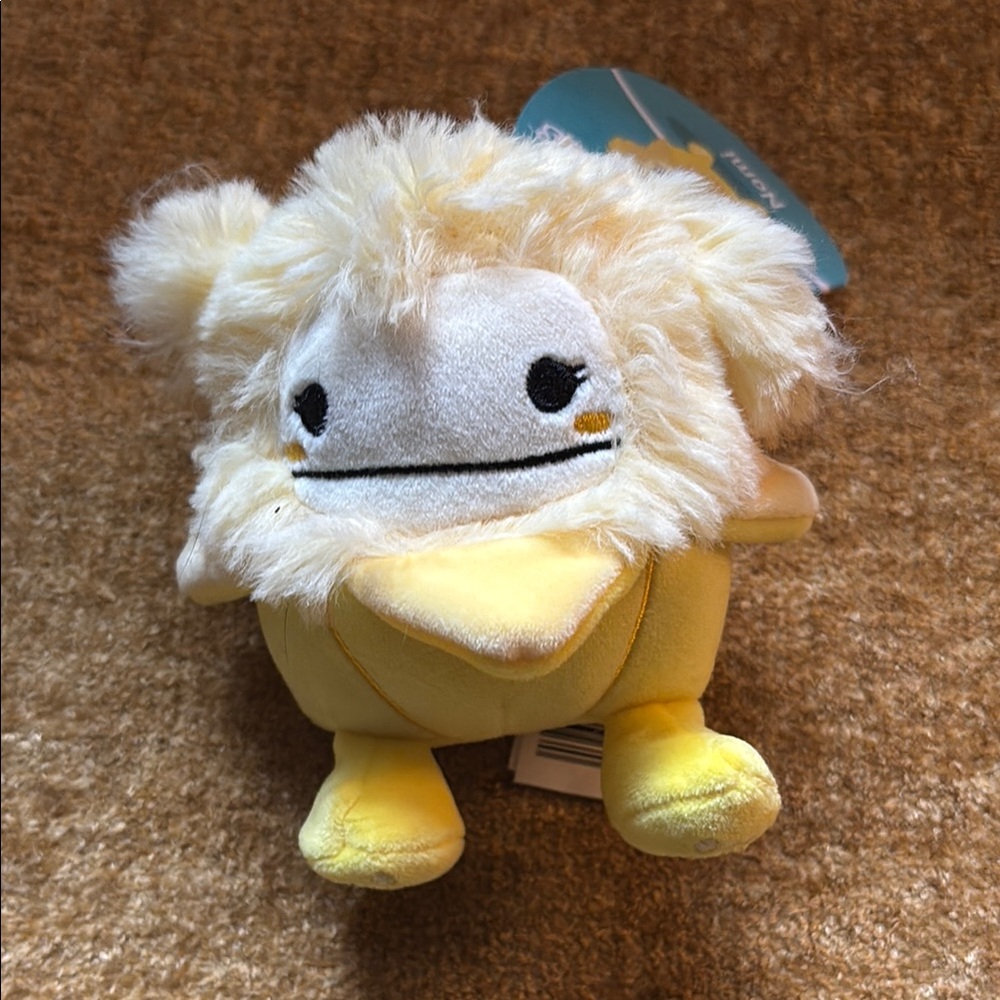Squishmallows Nomi clip 3.5 inch